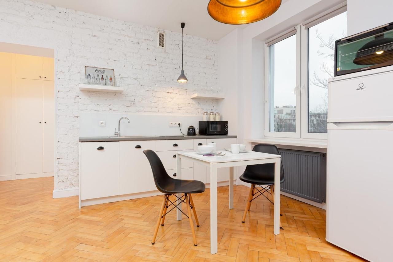 Mokotow Apartment Metro Raclawicka By Renters Warszawa Eksteriør billede